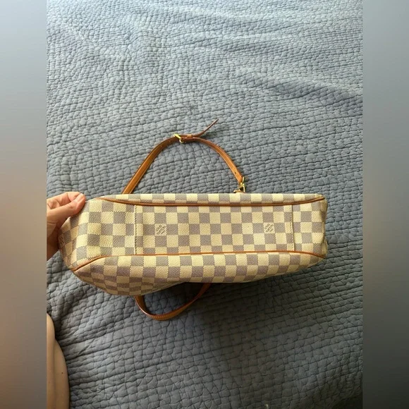 Louis Vuitton Evora MM - Picture 12 of 14